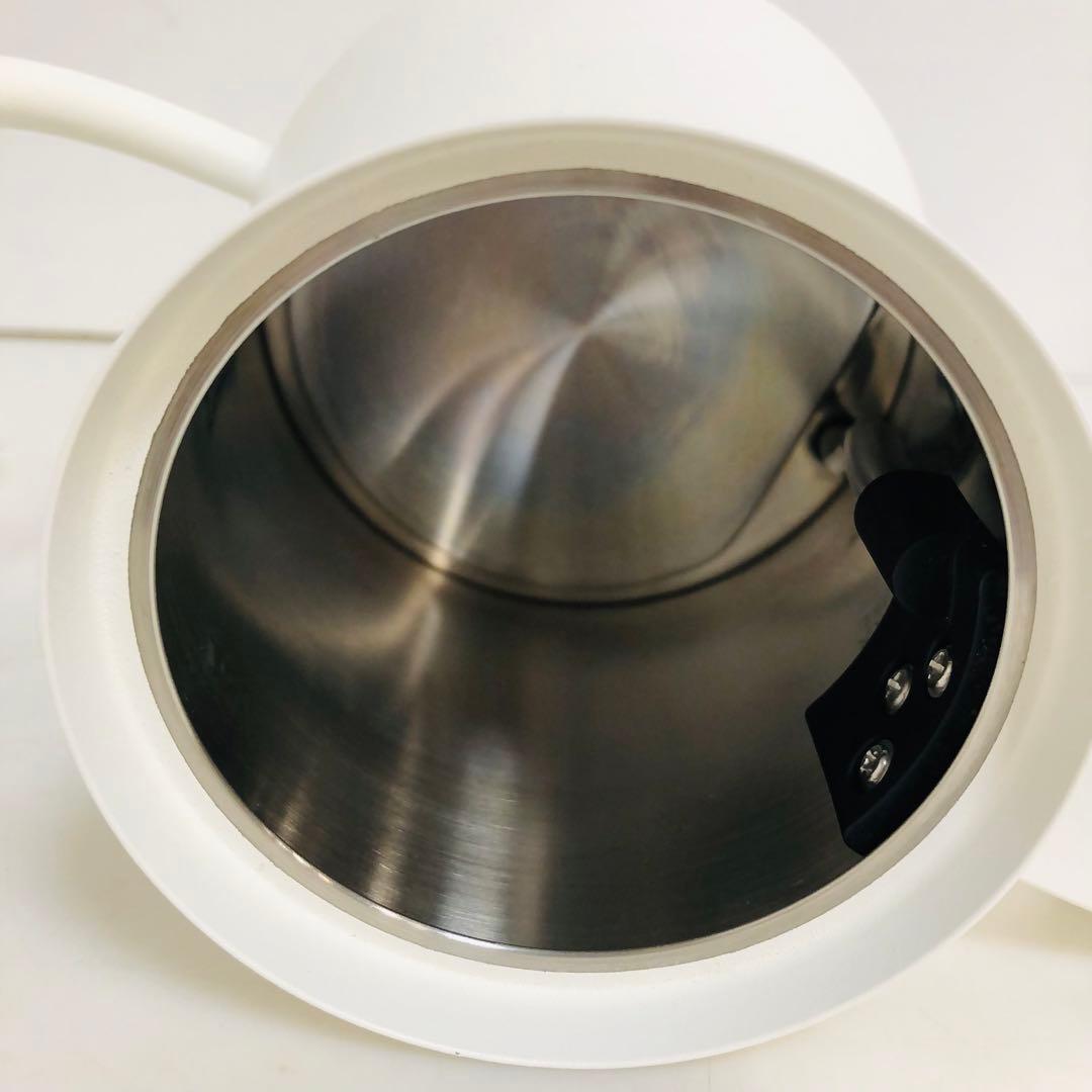 BALUMUDA バルミューダ　電気ケトル　K02A-WH ホワイト