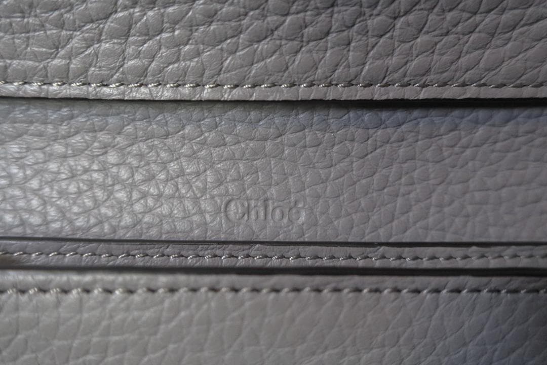 クロエ　カードケース　カシミヤグレー