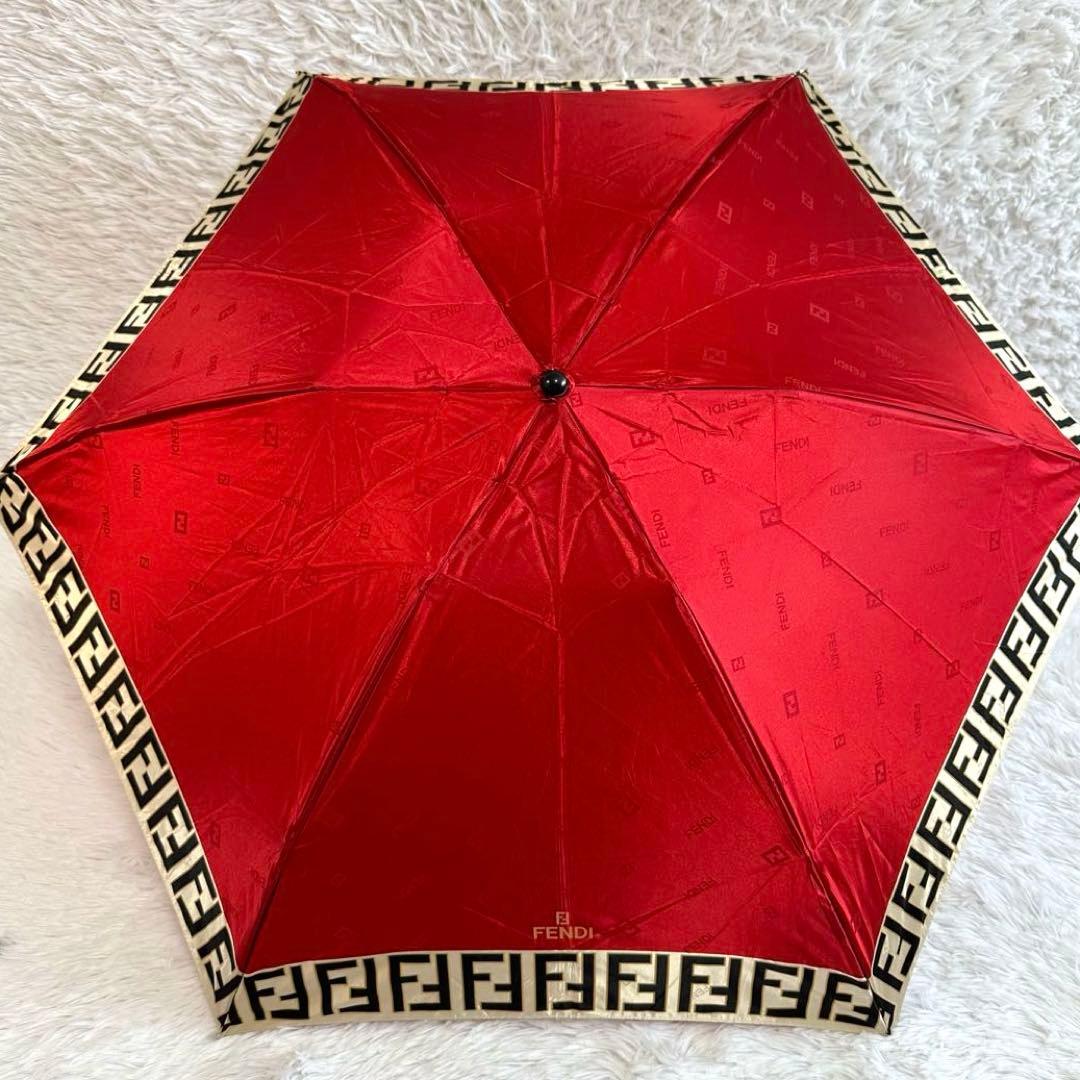 良品✨ フェンディ 折り畳み傘 ズッカ柄 赤 金 手動開閉 傘袋付き