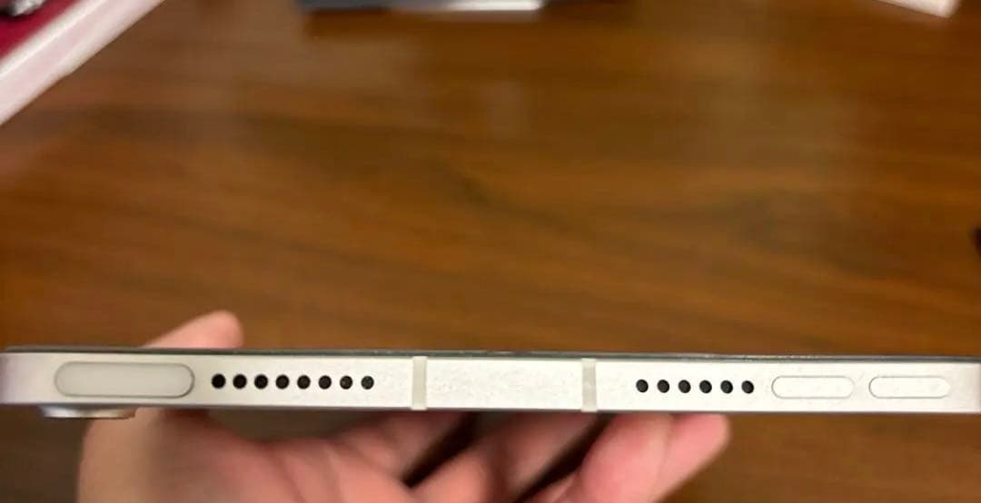 Apple iPad mini 6 64GB スターライト本体 セルラーモデル