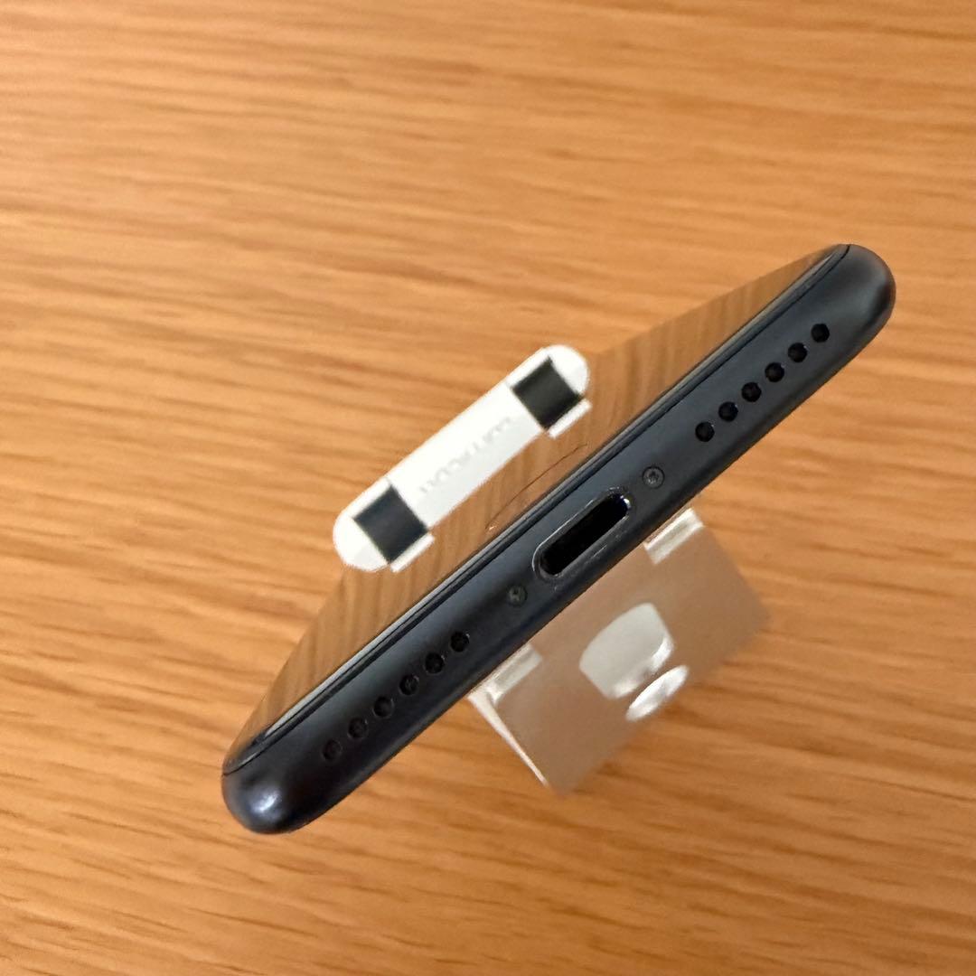 美品☆電池新品 iPhone SE3 128GB SIMフリー ミッドナイト 黒