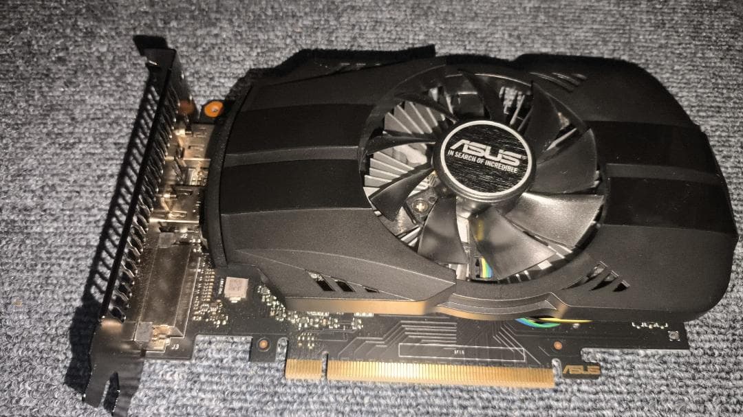 Core i5-8400 windows11 ＊GTX1050TIがファン全開