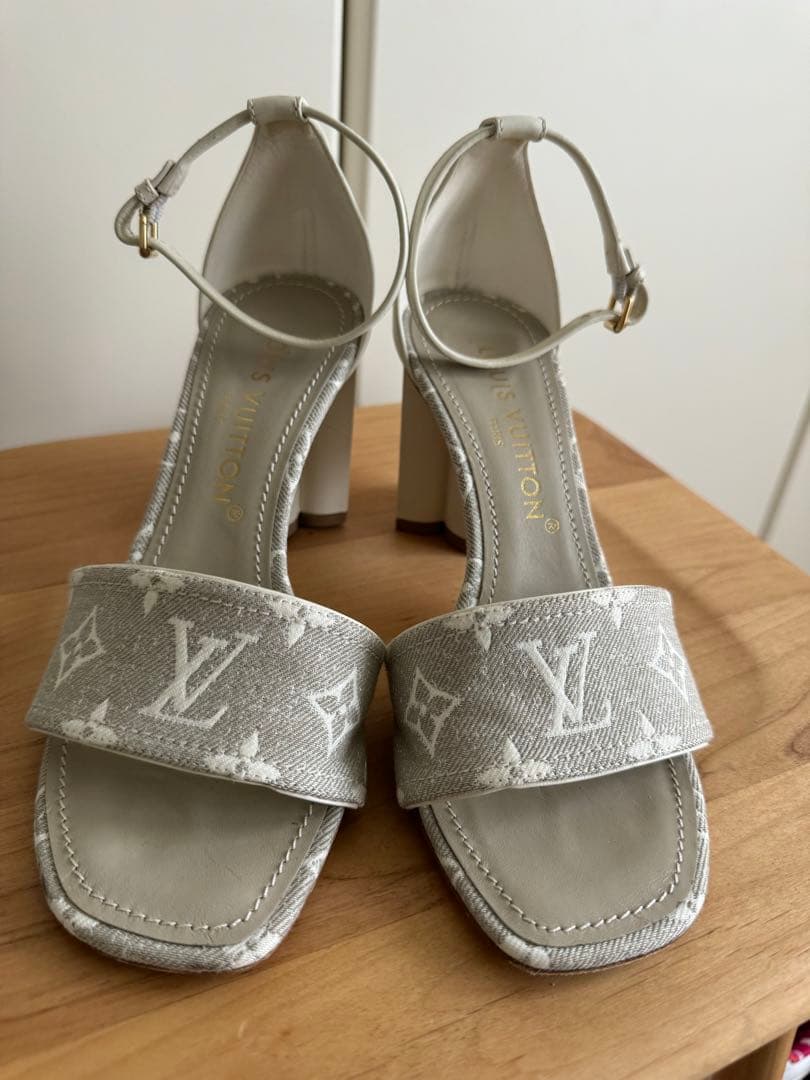 ルイヴィトン　シルエットライン　サンダル　日本限定