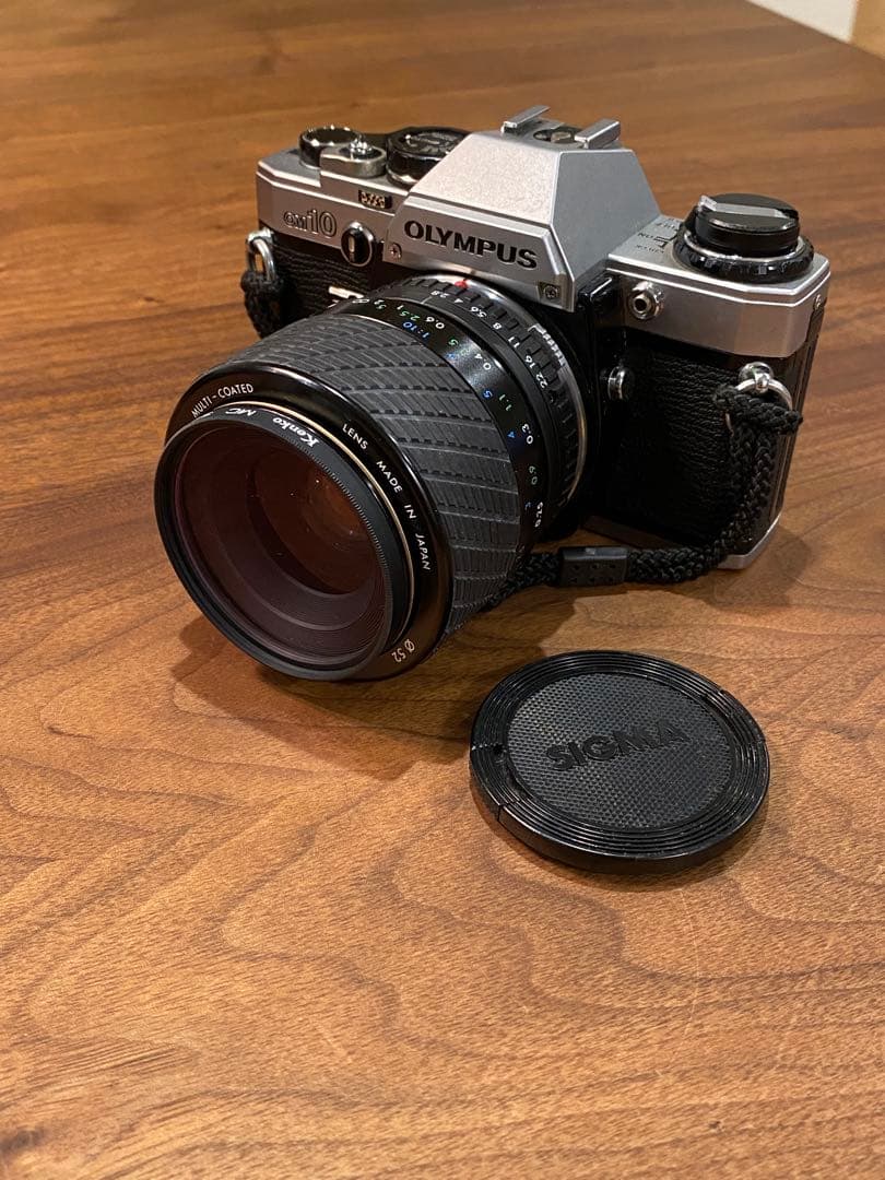 OLYMPUS OM-10 フィルム一眼　シグマ1:2.8 50マクロレンズ付
