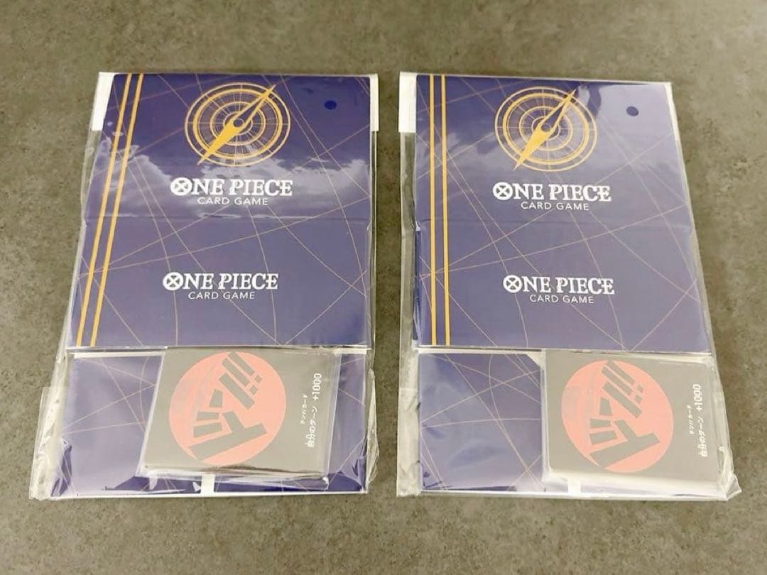 【新品未開封】ワンピースカード ストレージボックス ドンカード 麦わらの一味