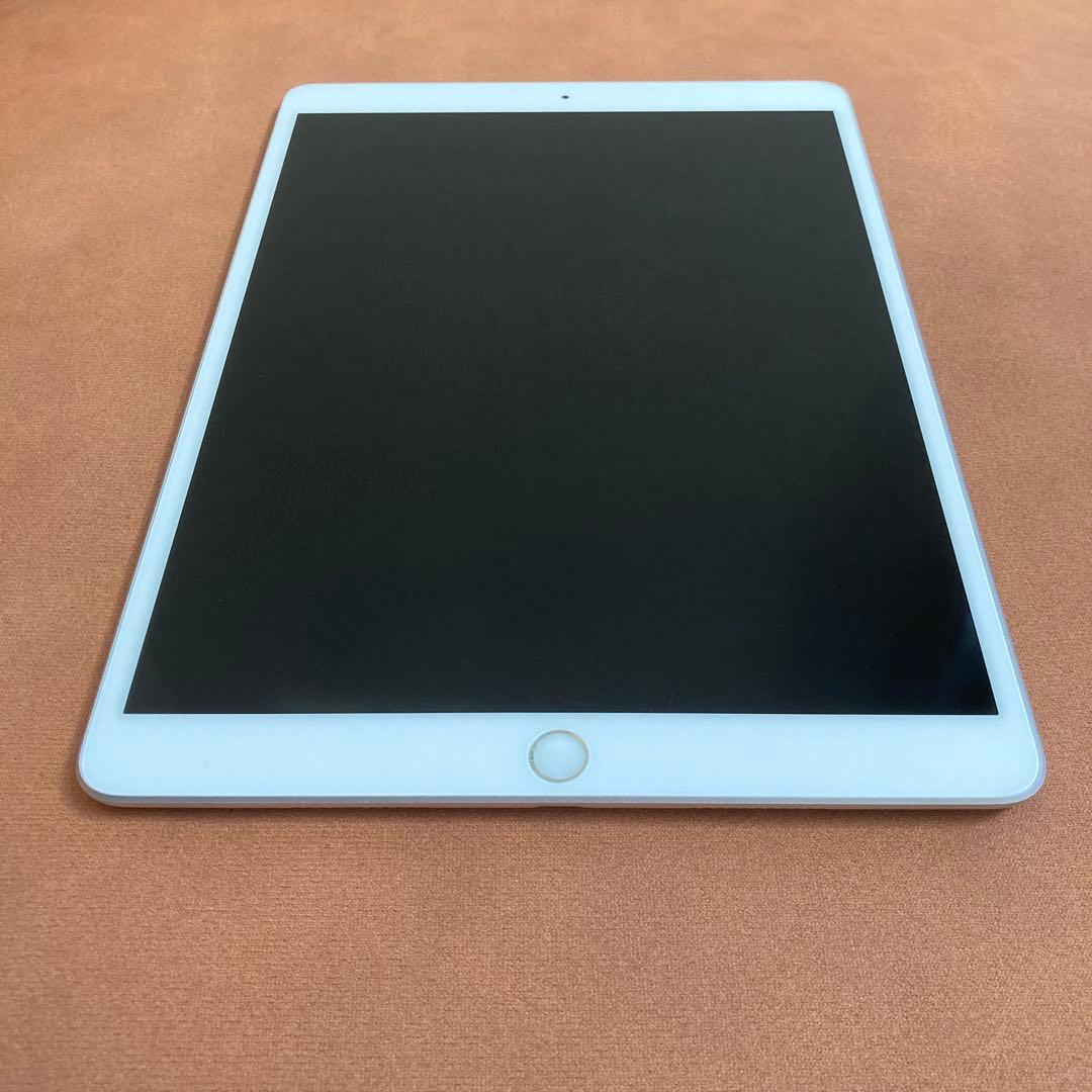 274 外観美品☆電池ほぼ新品☆iPad Air3 64GB WIFIモデル☆