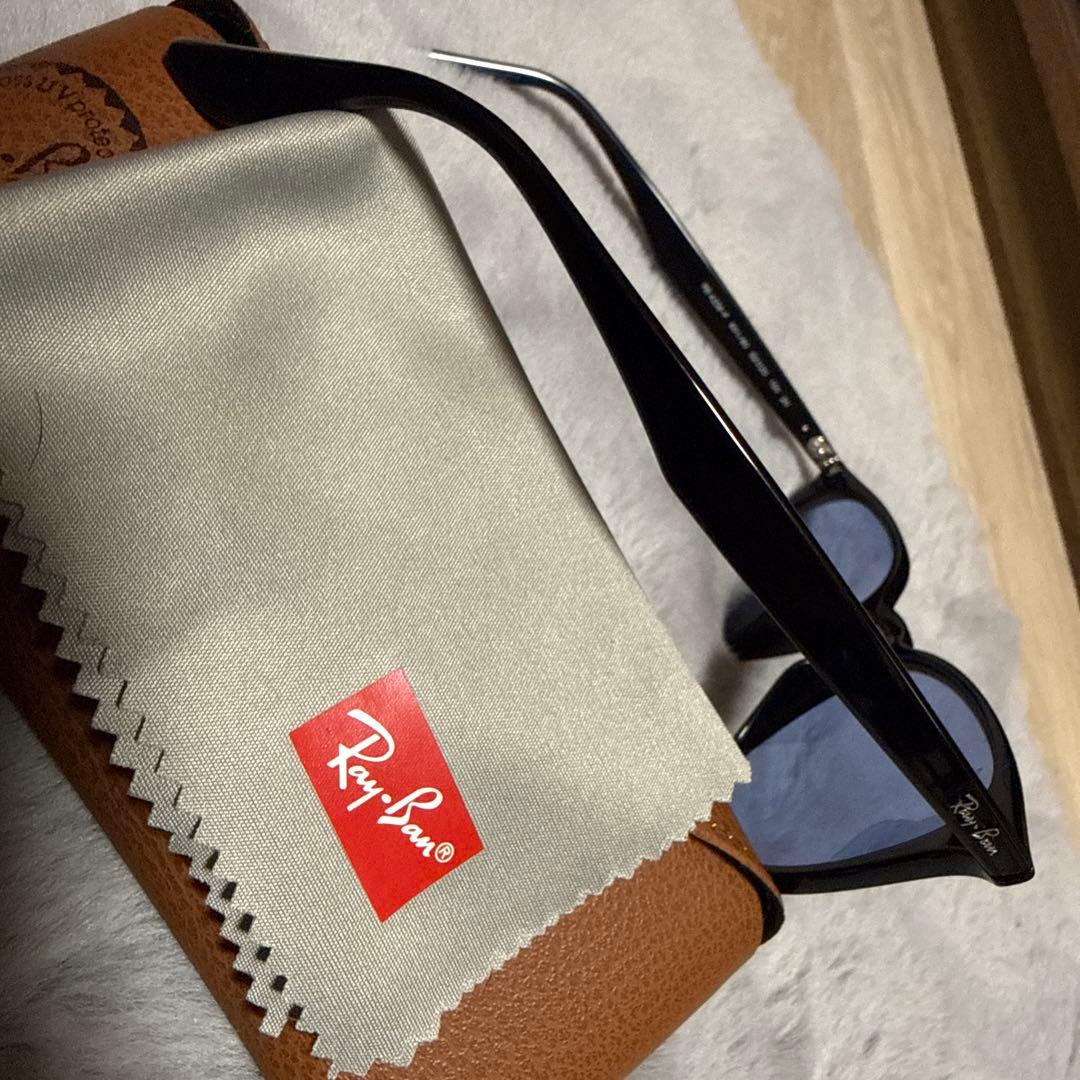Ray-Ban RB4258f サングラス ブラック アジアンフィット ブルー