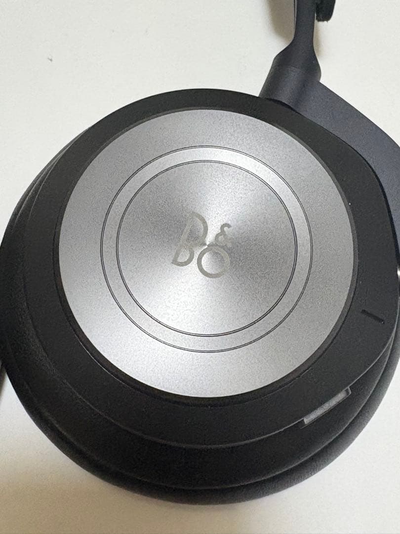 美品　Bang & Olufsen Beoplay H9 3rd ブラック　黒