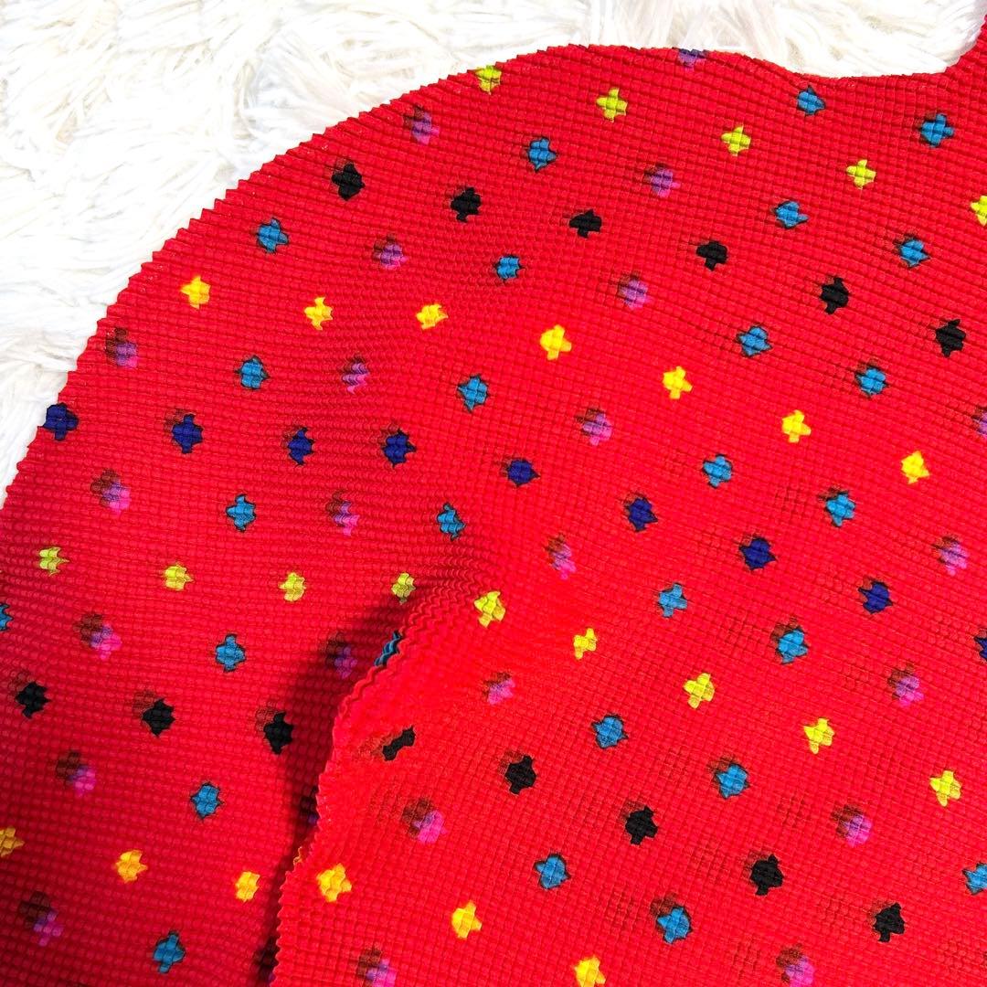 me ISSEY MIYAKE イッセイミヤケ クリスマス柄 長袖カットソー