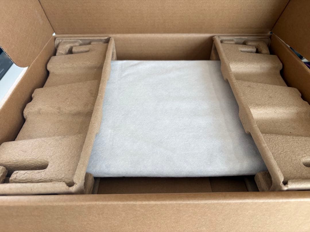 HP Pavilion Aero 13-bg パフォーマンスモデル スカイブルー