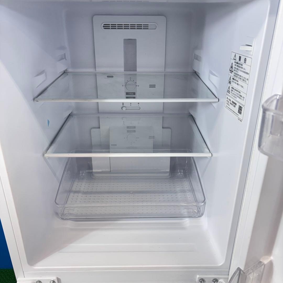 737 冷蔵庫　100L〜200L 付け替えどっちもドア　小型　一人暮らし　美品