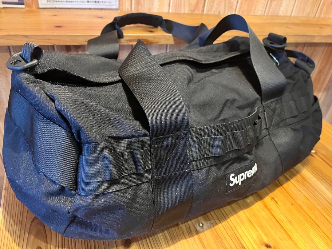 supreme ダッフルバッグ　ボストンバッグ