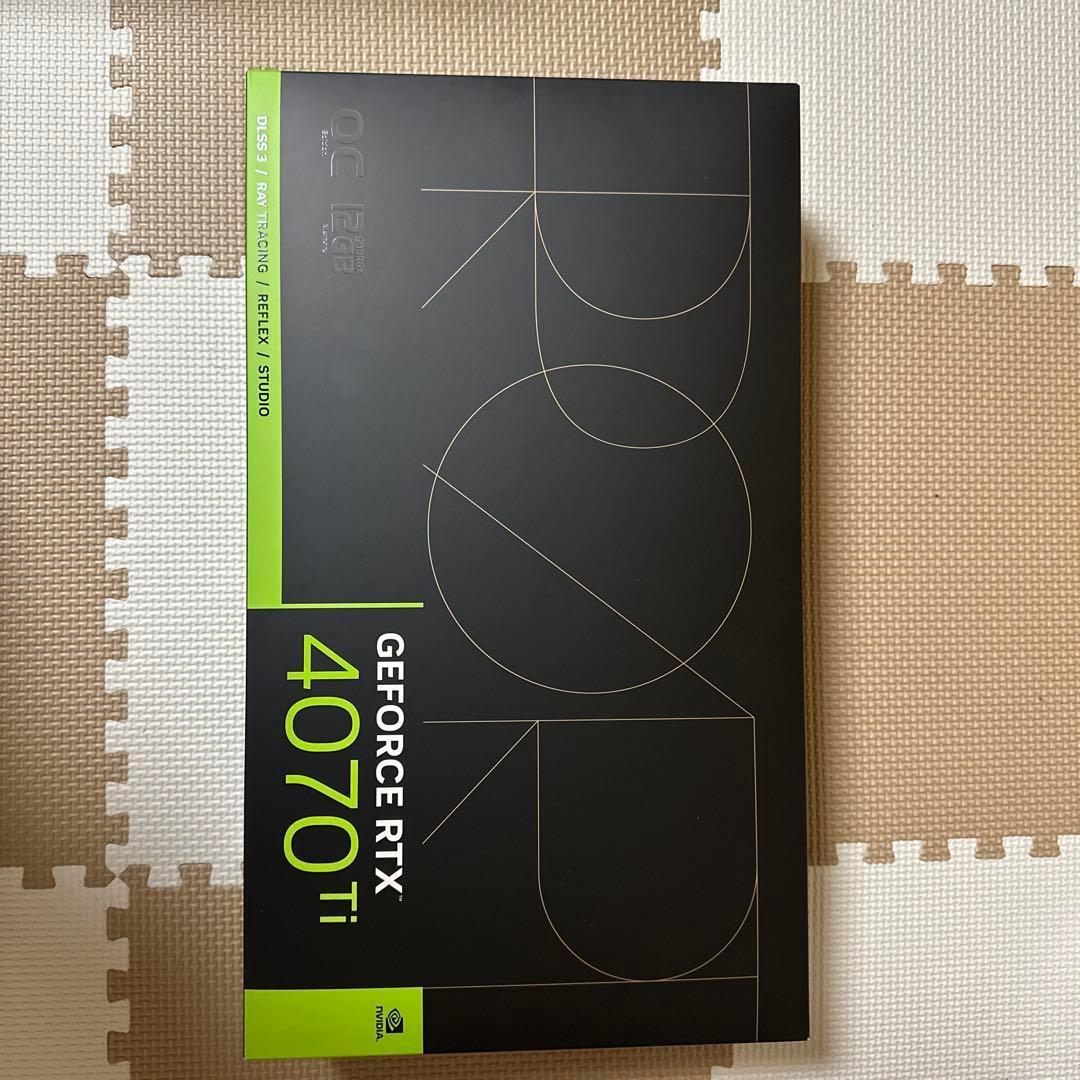ASUS GeForce RTX 4070 Ti ProArt グラボ