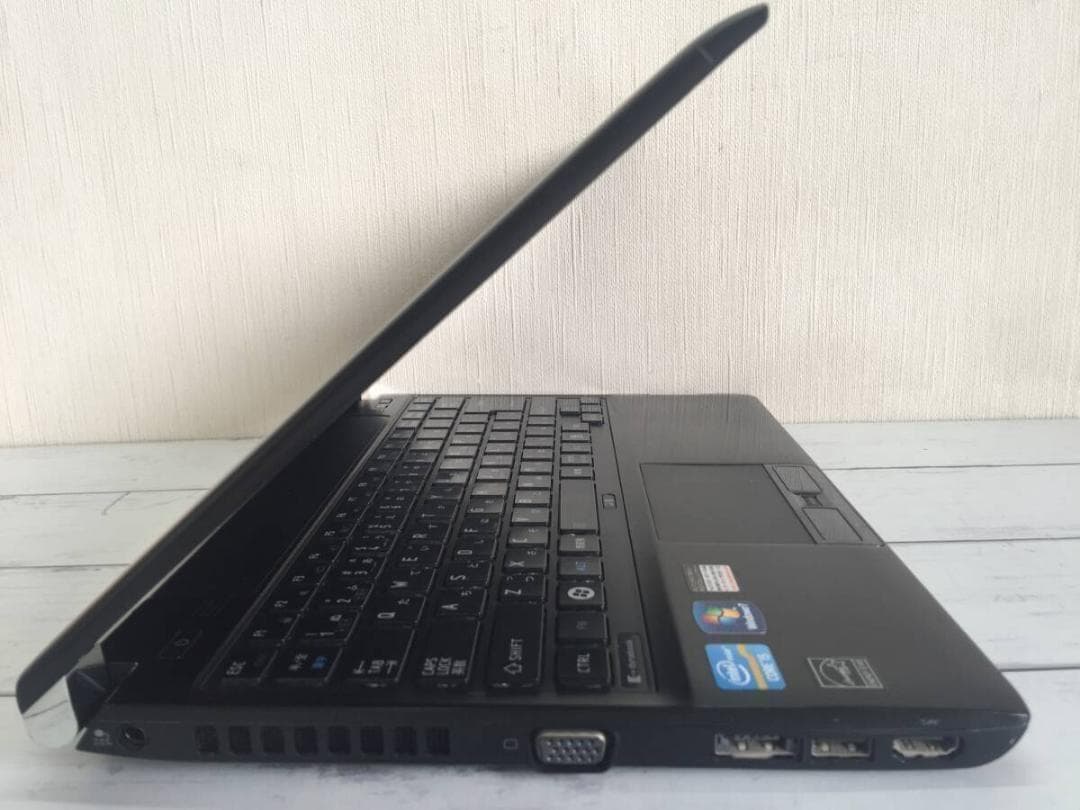 東芝 dynabook R731/W2MB 13.3型コンパクトノートパソコン