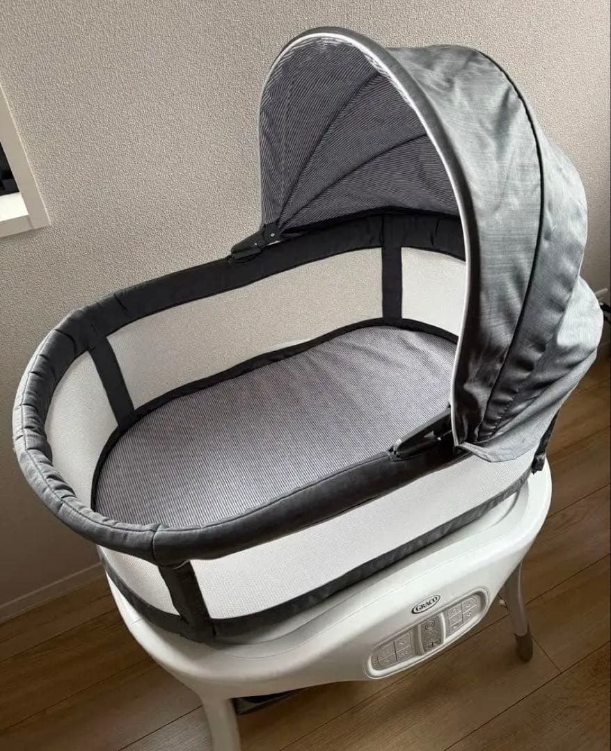 Graco Sense2Snooze ベビーベッド 電子バウンサー 泣き声感知