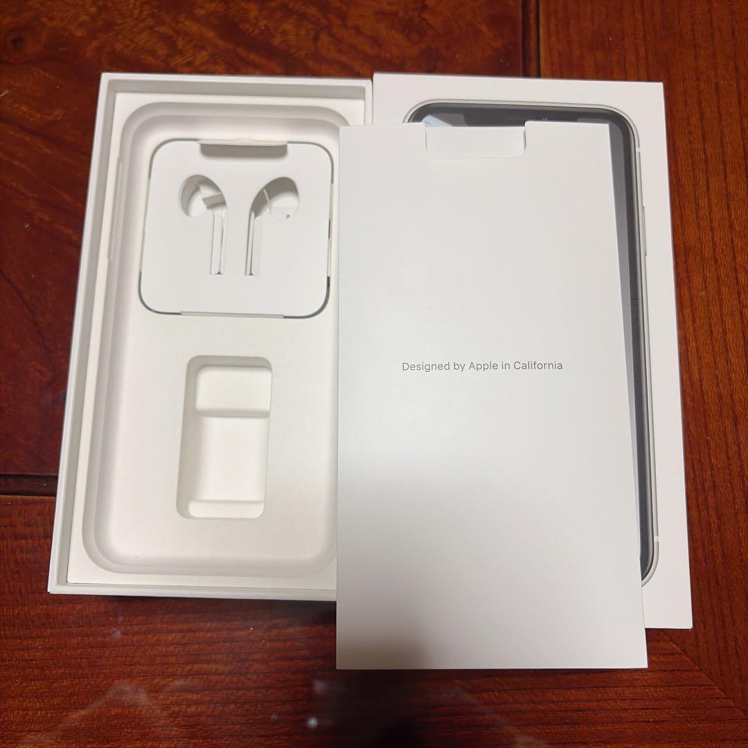 iPhoneXR 本体 64GB ホワイト