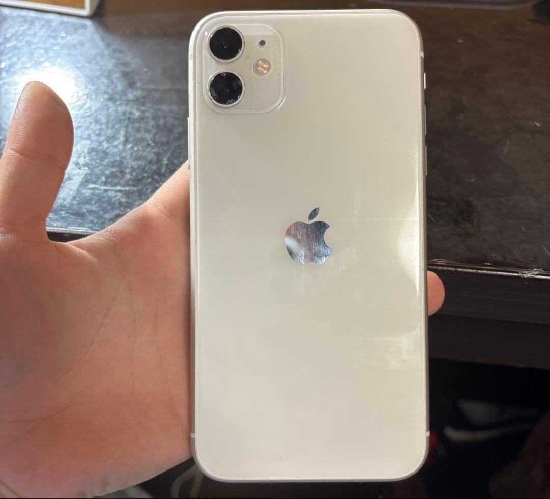 Apple iPhone 11 ホワイト 本体動作問題なし