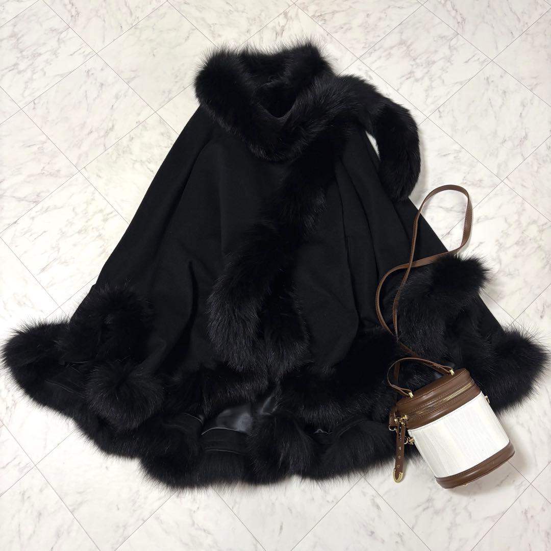 ポンチョ　カシミヤ100% ファー付き　Aライン　エレガント　パーティー　黒