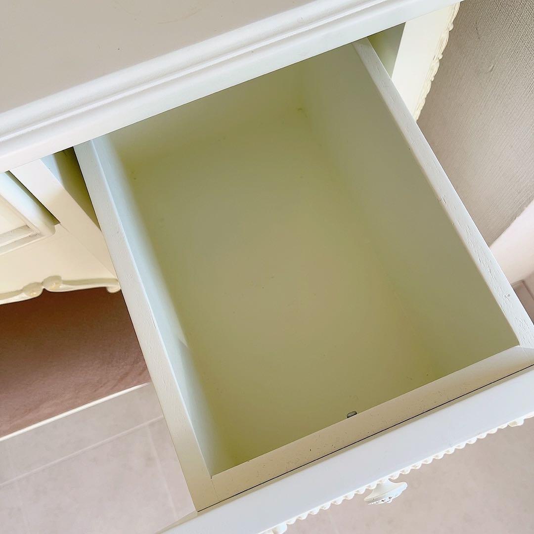 emiri　　アンティーク　シャビーシック　ドレッサー　白家具　デスク