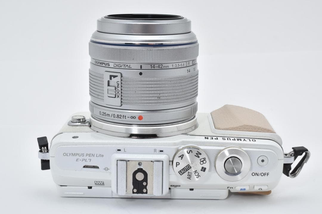 【大人気】 OLYMPUS オリンパス Pen E-PL7 ミラーレス一眼カメラ