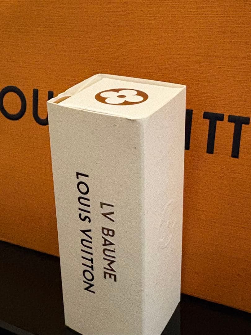 【美品】LV バーム・リップバーム 010-ヌード ボトエトル