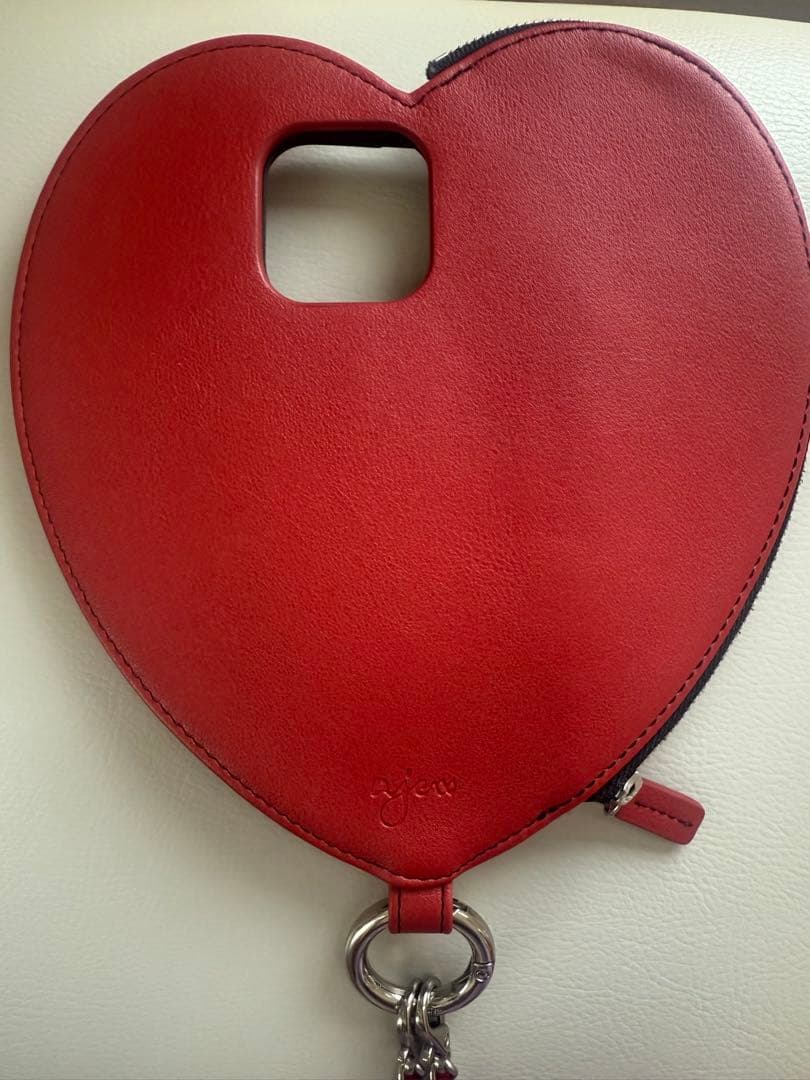 ajew ハート型 iPhoneケース レッド iPhone16promax