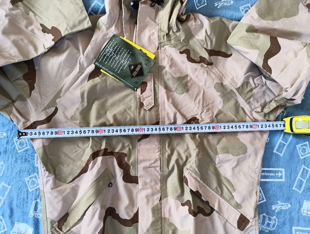 迷彩 ゴアテックス リバーシブルミリタリージャケット