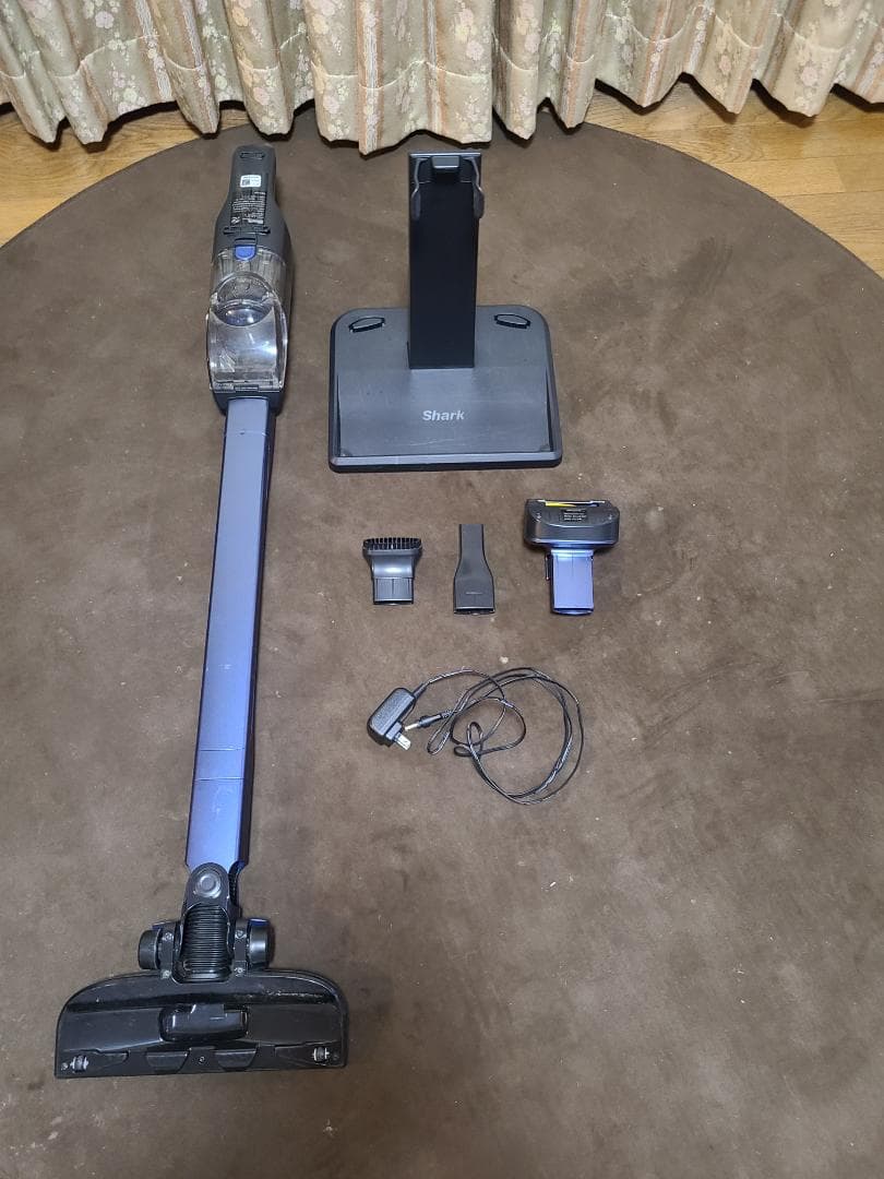 Shark シャーク スティッククリーナー ノズル3種付き