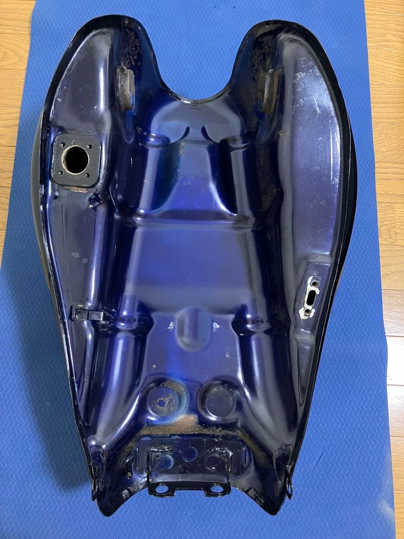 Kawasaki カワサキ　ゼファー750 純正　タンク 希少