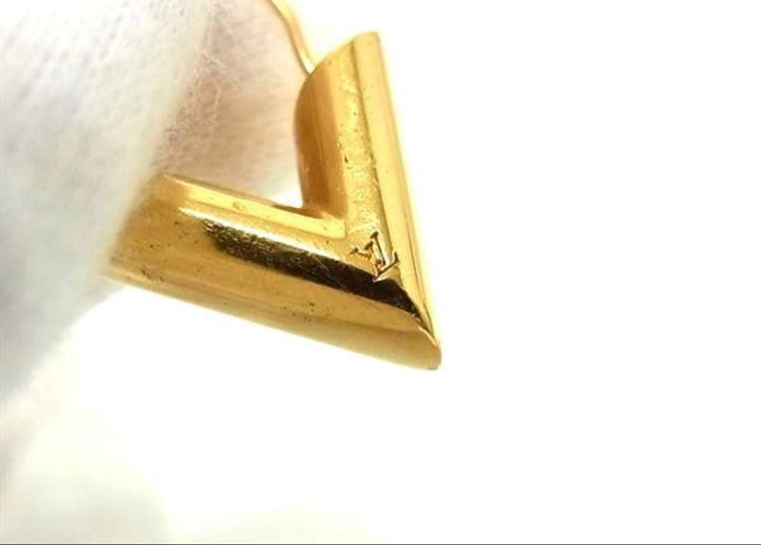 LOUIS VUITTON ルイヴィトン ピアス エセンシャル V 片耳のみ
