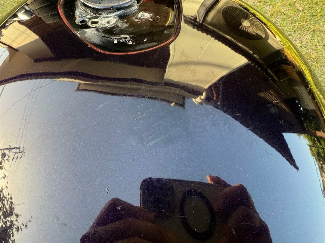 ゼファー1100 純正ガソリンタンク　純正紫色