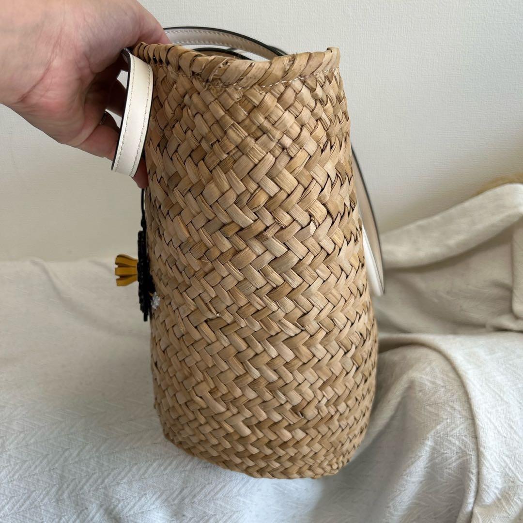 値下げ　ケイトスペード　レディース　バッグ　カゴバッグ　　ハチ