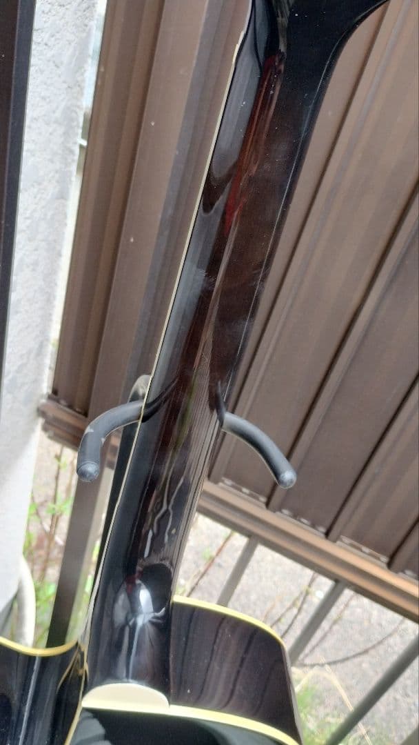 超美品 ピアノブラック ２wayコントロールPU付き エレアコ