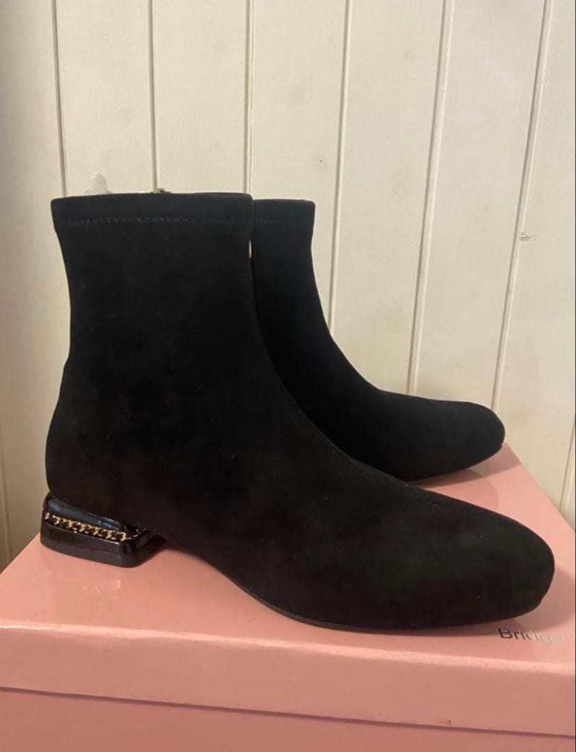 新品Bridget Birkinパールチェーンヒールストレッチショートブーツ黒