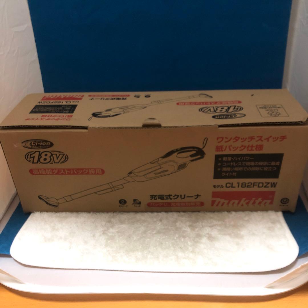 Makita 充電式クリーナー CL182FDZW