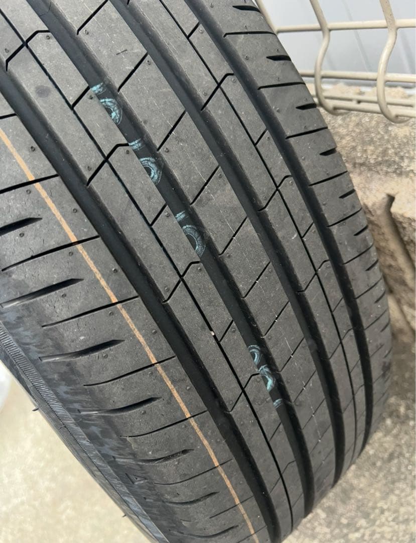 【新車外し】新型アルファード　40系　タイヤ&ホイール4本セット