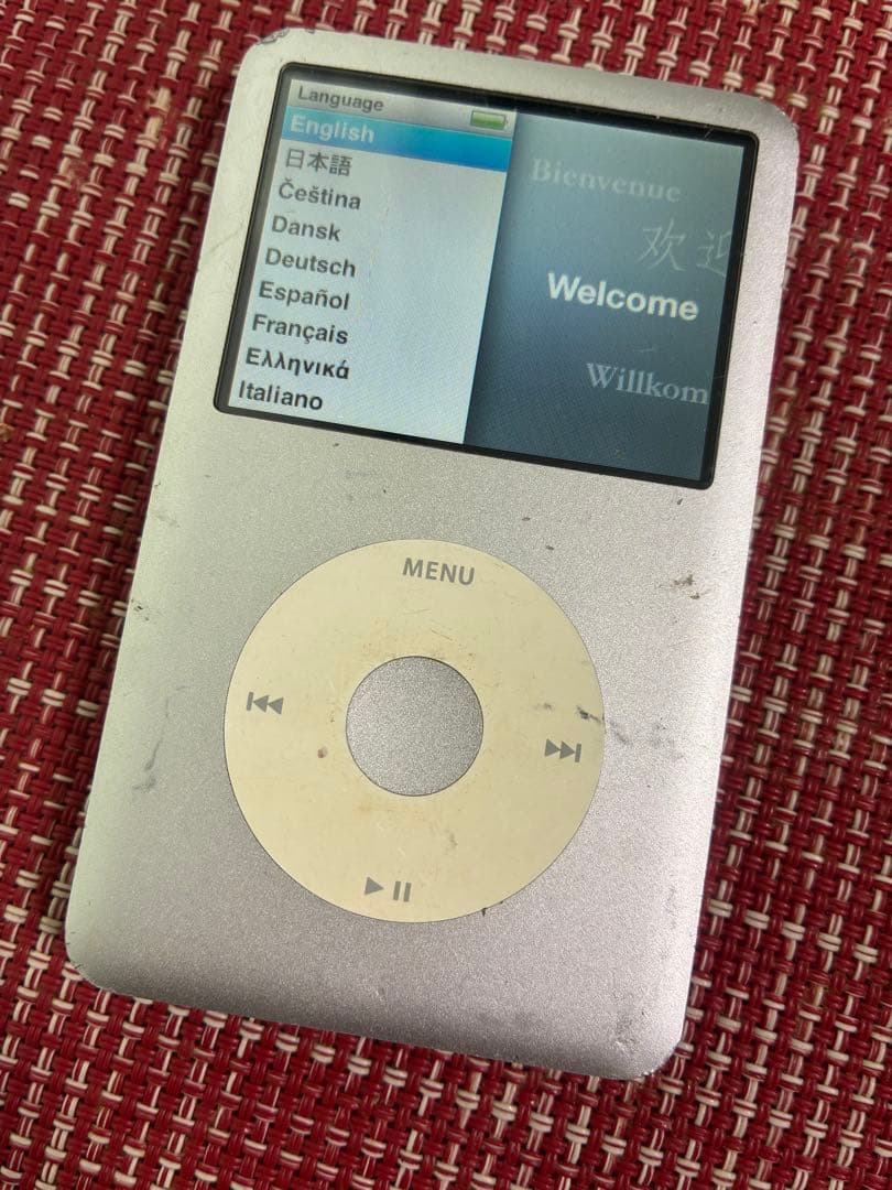 iPod classic 第6世代 80GB A1238 充電ケーブル付き