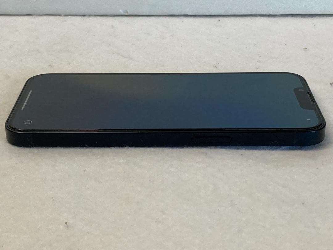 ★極美品★iPhone 13　128GB SIMフリー　MLNC3J/A