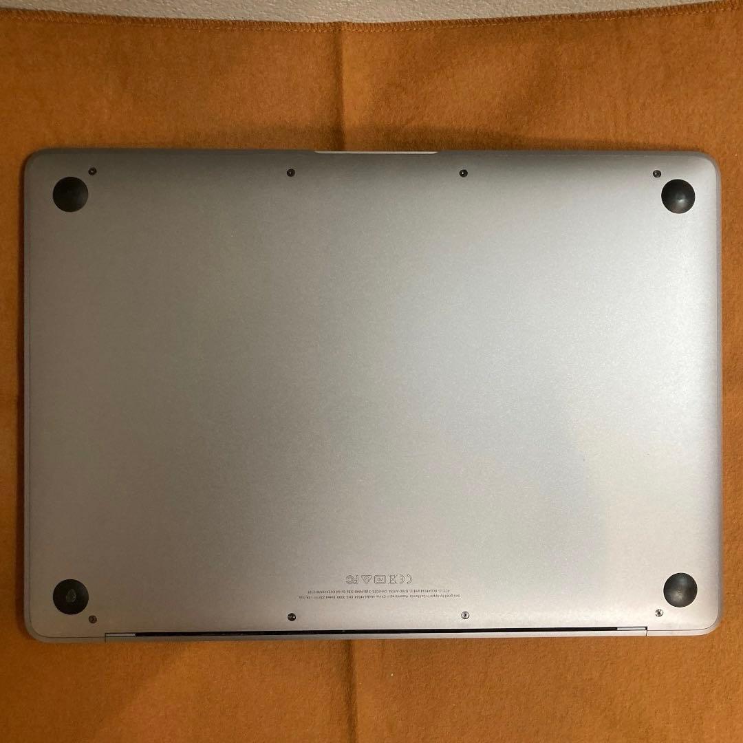 【美品】MacBook 12インチ 2017（充電回数75回）+レザースリーブ