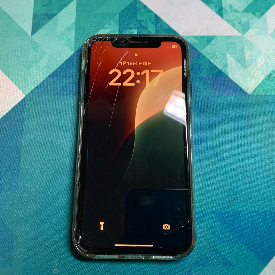 Apple iPhone11 64GB ブラック SIMフリー　画面割他ジャンク