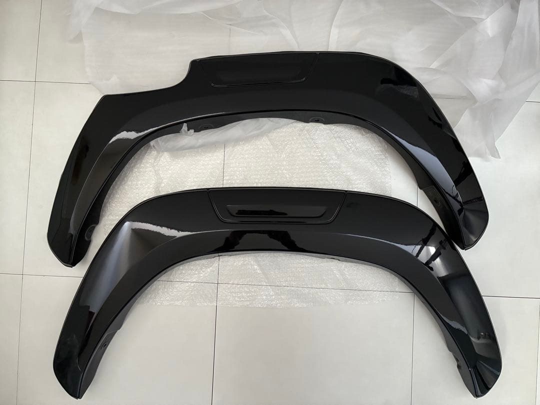 ハイラックスGR 純正オーバーフェンダー（2022年式）