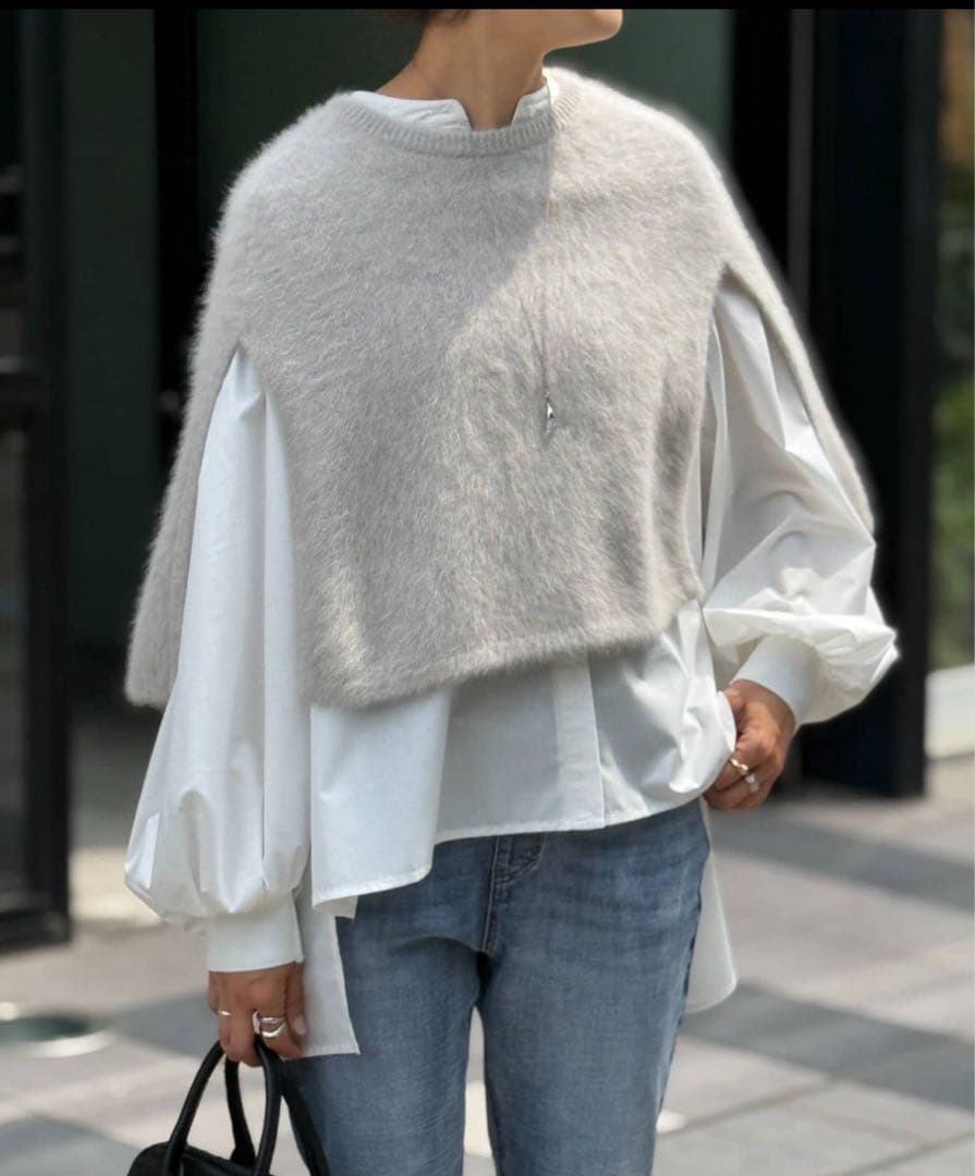 美品 ☆ファーニットポンチョ BEARDSLEY(ビアズリー