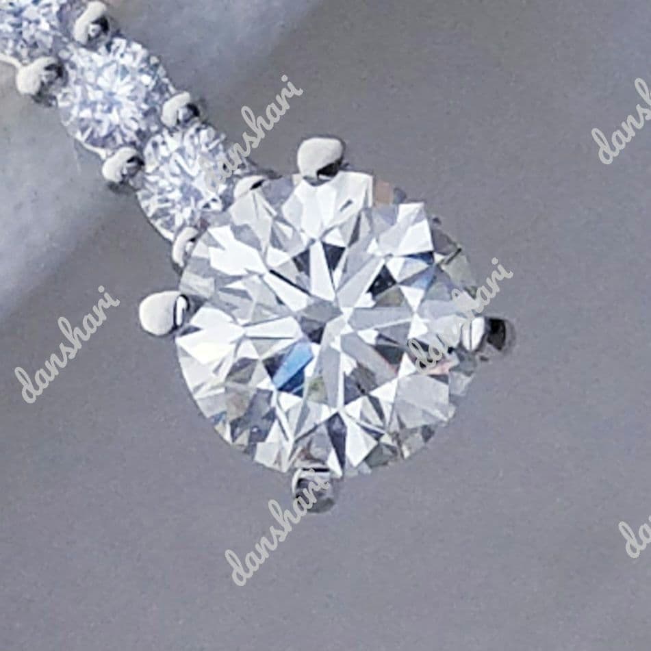 Pt900/上質エクセレントカット/ダイヤモンドペンダントトップ