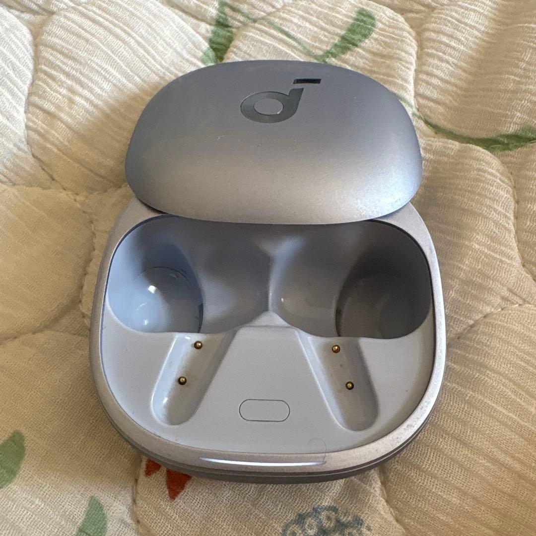 イヤホン SoundCore Liberty 4