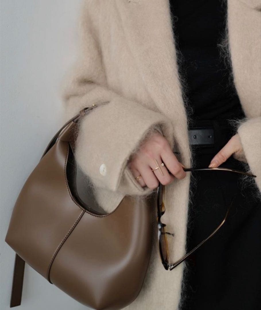 完売品 *anuans アニュアンス ワンハンドルラウンドバッグ CAMEL