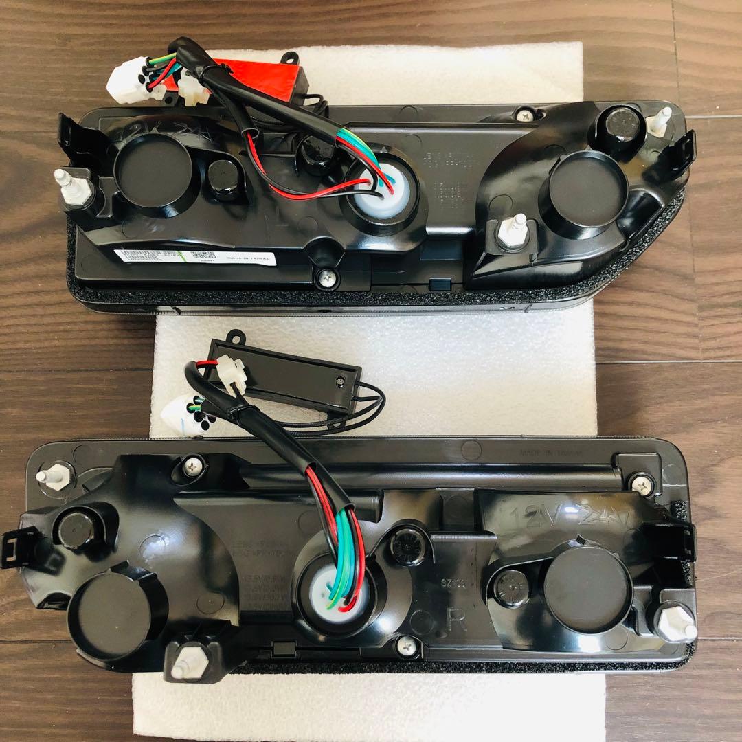 ジムニーJB64・74W 新型ベンツ風Gタイプ仕様 LED スモークテールランプ