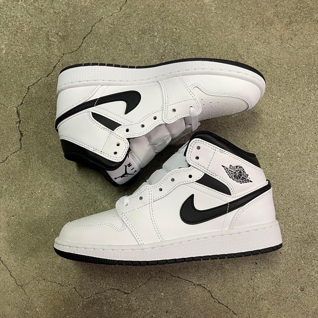 Nike GS Air Jordan 1 Mid White/Black 25㎝