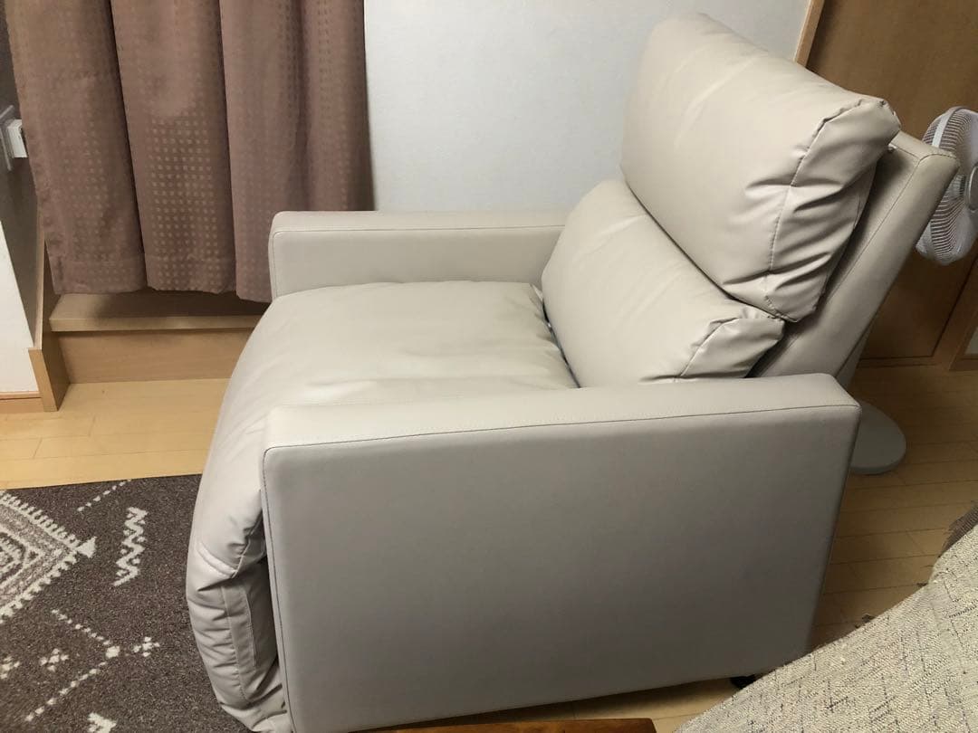 値下げ‼️一人掛けソファー 手動リクライニング式 引き取り専用