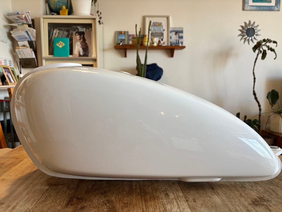 ヤマハ SR400 純正 初期型 タンク　コック付き