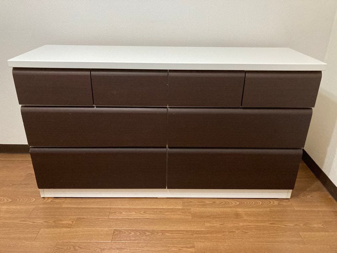 ☆ ニトリ ブラウンホワイト ローチェスト 洋服タンス 8引き出し ☆
